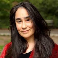 Juliette Bennett's Instagram, Twitter & Facebook