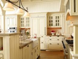 Asmara Designer Rugs Interview Stacey Lapuk Traditional Kitchen Jpg Interior Design Kitchen Kitchen Interior Kitchen Design Open