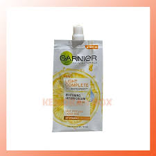 Garnier schenkt haut und haar ein gesundes aussehen mit wirkstoffen aus de natur. Garnier Light Complete Whitening Serum Cream Spf 36 7ml Shopee Philippines