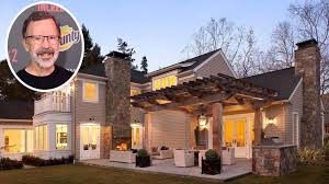 Former Pixar Exec Ed Catmull Purchases 7m Mill Valley Mansion Mansions Celebrity Real Estate Celebrity Mansions