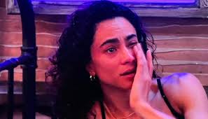 Morgan and Vince: Morgan told Vince about her conversation with Mickey.  Morgan: I don't know what I'm going to do if you are sitting up there.  Vince: Do whatever you have to