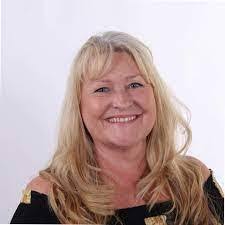 Tabitha Dahl's Instagram, Twitter & Facebook