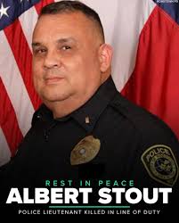 The Oak Ridge Police Police Department Tennessee and City of Oak Ridge are  mourning the loss of Police Lieutenant Marvell Moore who died unexpectedly  today from medical complications following a recent procedure.