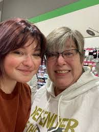 Jeffrey Reimann's Instagram, Twitter & Facebook