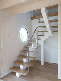 escalier limon central blanc marches bois escalier escaliers maison idees escalier