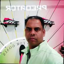 Gucci is hiring people that dream big and make things happen! If you are  interested in joining our community of Dream-makers we want to hear from  you. Exciting opportunity to join an