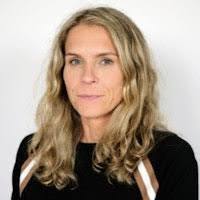 Kerry Harrison's Instagram, Twitter & Facebook