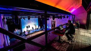 Build your custom livestreaming solution, talk to a livestream specialist today. Livestream Studios Amsterdam Evenementenlocatie Tobacco