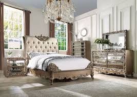 Among the advantages of modern furniture is the fact things which were just designed a couple of years back will still use pieces which. Traditional Old World Button Tufted Bed Antiqued Mirrored Bedroom Furniture Set