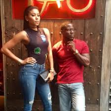 While kevin hart and his wife, eniko parrish continue to laugh off the cheating rumors, some fans were surprised to learn that kevin was once married to another woman. Kevin Hart S Wife Flaunts That Booty On Honeymoon