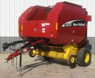 New Holland BR740 Baler