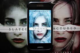Shattered: Een wervelend einde voor de Slated trilogie