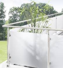 Edelstahlgelander Inox 21 Mit Satiniertem Acrylglas Alpha Balkon Glas Balkon Gelander Design Balkon Design
