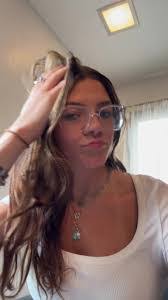 Eva Gaston's Instagram, Twitter & Facebook