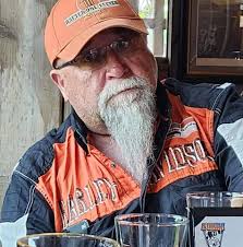 NEW: Utah Highway Patrol trooper Aaron Beesley died while rescuing stranded  hikers up