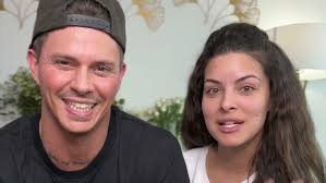 Bachelor's Kelley Flanagan On Kenny & Mari Drama and Aaron & Tia's Hook Up  Being Awkward