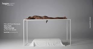 Glory Hole -pöytähieronta - Hegre **Porno**