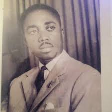 PRALL, JALLAH KESSELY ( 1928-1989). Businessman and banker . He was born in  Sikema, Voinjama District, Lofa County of Loma parents. His first sojourn  away from rural Sikema was in Kakata, where