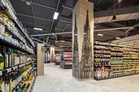 Wählen sie eine der filialen für weitere informationen zu öffnungszeiten, verkaufsoffenen abenden und verkaufsoffenen sonntagen zu edeka. Store Check Edeka In Ulm Trifft Moderne Auf Geschichte