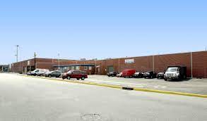 Fx cabinets warehouse is a cabinet wholesaler offering premium quality kitchen cabinets at affordable prices. Major Kitchen Cabinet Signs Warehouse Lease In Elizabeth Roi Nj