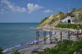 August starker regenschauer 18 °c 12 °c: Siedlung Vishnevka Krasnodar Bewertungen Wetter Urlaub Strand Foto