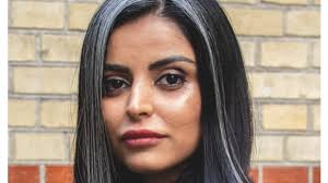 Sara omar er født i kurdistan i 1986. Sara Omar Familiens Aere Sidder Mellem Kvindens Ben