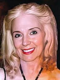 Julie Risley's Instagram, Twitter & Facebook