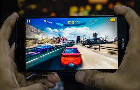 Phones suited for gamers need to have some unique features like: Top 6 Best Gaming Smartphones Under 15 000 Inr Available Today August 2017 Smartprix Bytes