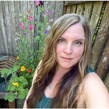 Tami Mckee's Instagram, Twitter & Facebook