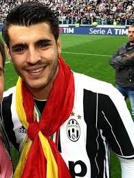 Lucia Casanova (luciacasanovaval)