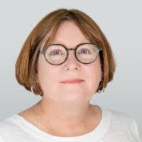 Laura Winebrenner's Instagram, Twitter & Facebook