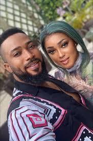 These two dude Eddie Thao and Pepe Yang got in trouble by inviting Ntxhais  Haam to their QC studio. Pete's wife found out and divorced him. Sad news  was that Eddie was