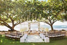 Stunning St Regis Princeville Resort Kauai Wedding Ceremony Venue Location Elegant And Ocean Front Ceremony A Small Wedding Party Small Wedding Kauai Wedding