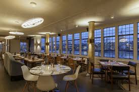 Swan At Shakespeare S Globe Beautiful Bars Globe Home Decor