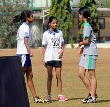 Pin on bollywood celebrity biography / see more of shubman gill on facebook. Meet Shah Rukh Khan S Daughter Suhana The Athlete