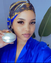 Wix set 100,000 🎈body lotion kubwa 🎈serum 🎈soap 🎈essence cream Kama  mnavyojua wix haina mbambamba n set ambayo ukichukua unatulia na maswala ya  mafuta unakuwa umepata suluhu ya ngozi yako Tuchague sisi