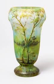 Chasenantiques Com French Glass Daum Nancy Scenic Vase In 2020 Daum Nancy Vase Daum