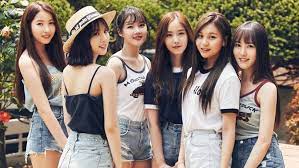 Konnect merupakan gabungan dari kata korea dan connect. Berdesakan Fans Pingsan Saat Fan Meet Gfriend Di Jakarta Showbiz Liputan6 Com