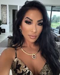 Elisabeth Carson added a new photo.