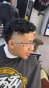 Corte Manolo Rojitas Tc: Proceso Épico de Corte y Baile