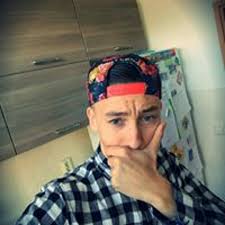 Stream Adrian Lewandowski music