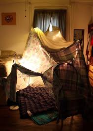 Indoor Sheet Fort These Were My Favorite As A Kid Brogie Will Have One All The Time I Am Already Saving My Old Sheets Blanket Fort Childhood Blanket