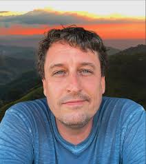 Half Way Crooks: Point the Finger (Short 2014)