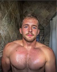 Best Gay OnlyFans Accounts You Must Follow Today | iGayChat
