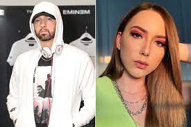 Eminem S Daughter Hailie Mathers Is His Twin In New Photo
