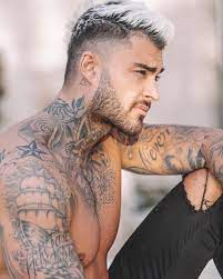 Thibaultgarcia Mode Celebrite Les Marseillais Star Luxe Tatouages Voyage Streetwear Chic Accessoires Instagram Retro Mode Tatouage