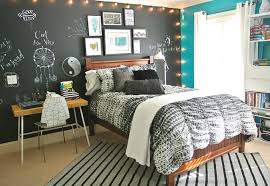 Browse 37 girly room designs on houzz. Giverny Drive Redesign The Not So Girly Girl Room Klassisch Modern Schlafzimmer Charlotte Von The Redesign Company Houzz