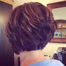 Best Short Layered Haircuts For Women Over 50 The Undercut Hair Korte Bobkapsel Kapsel Bob Sac Stilleri Bob Sac Kesimleri Kisa Sac Stilleri
