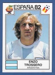 Se dio una voltereta y cuando se para, tenía sangre en la cara. Enzo Trossero Argentina Espana 82 World Cup Sticker 171 Argentina World Cup Sticker Album