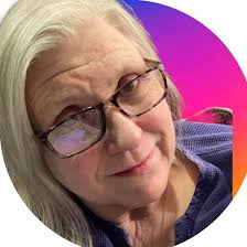 What are some recommendations for things to do and see in Dresden, Maine?